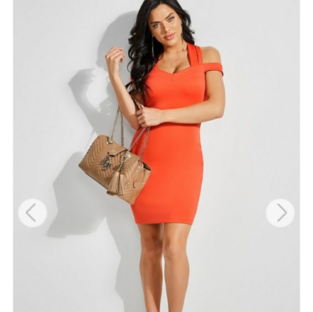 🩷 🧡 GUESS Valorie Crisscross Bodycon